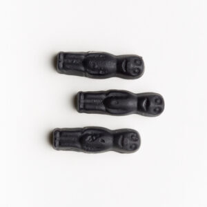 Bébés réglisses noires